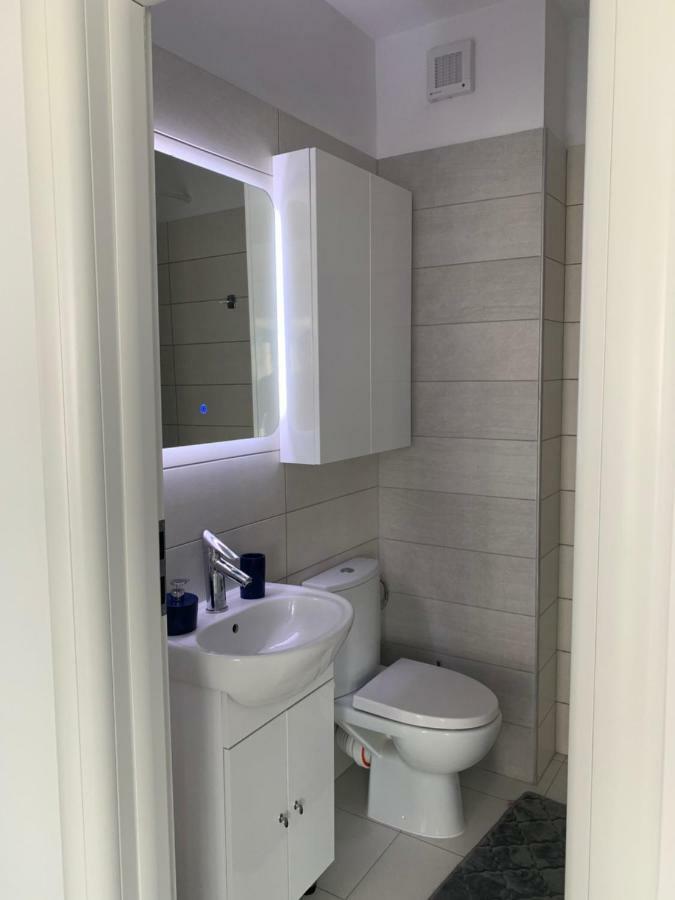 Luxury Westpark 2 Presidentialsuite With Lake View W4 Bukarest Exterior foto